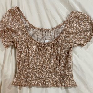 MeToWe floral short sleeve top